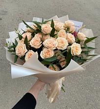 Букет Кремовые розы Латте в Максатихе