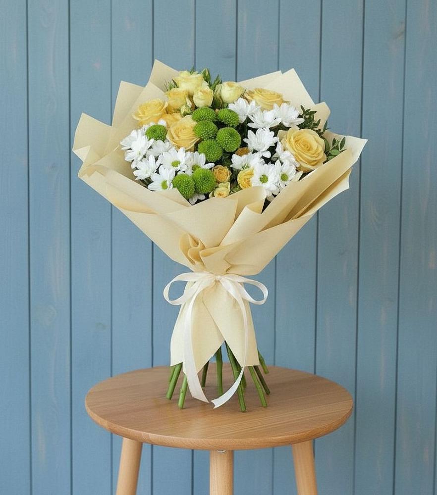 Букет цветов из: Хризантемы и Розы в Максатихе