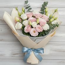 Букет цветов из:  Лизиантусы в Максатихе