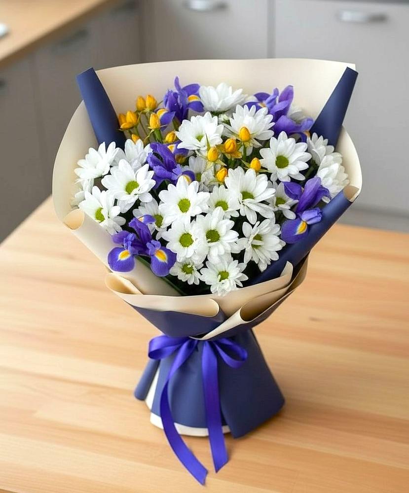 Букет цветов из: Розы, Ирисы и Хризантемы в Максатихе