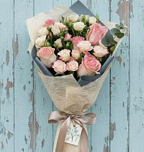 Букет цветов из:  Розы в Максатихе