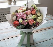 Букет цветов из:  Розы, Лизиантусы и Гвоздики #REPLACE_PRED# Максатихе