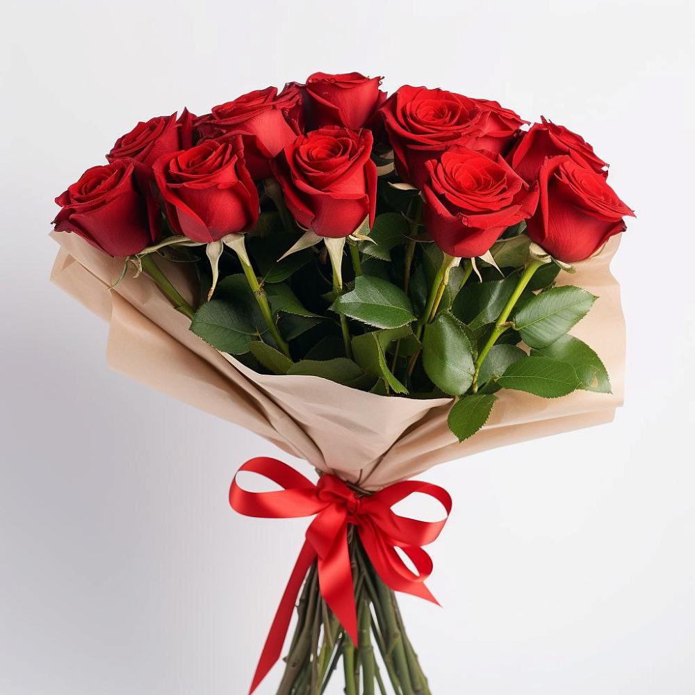 Букет 11 Красных роз Эдлесс Лав в Максатихе