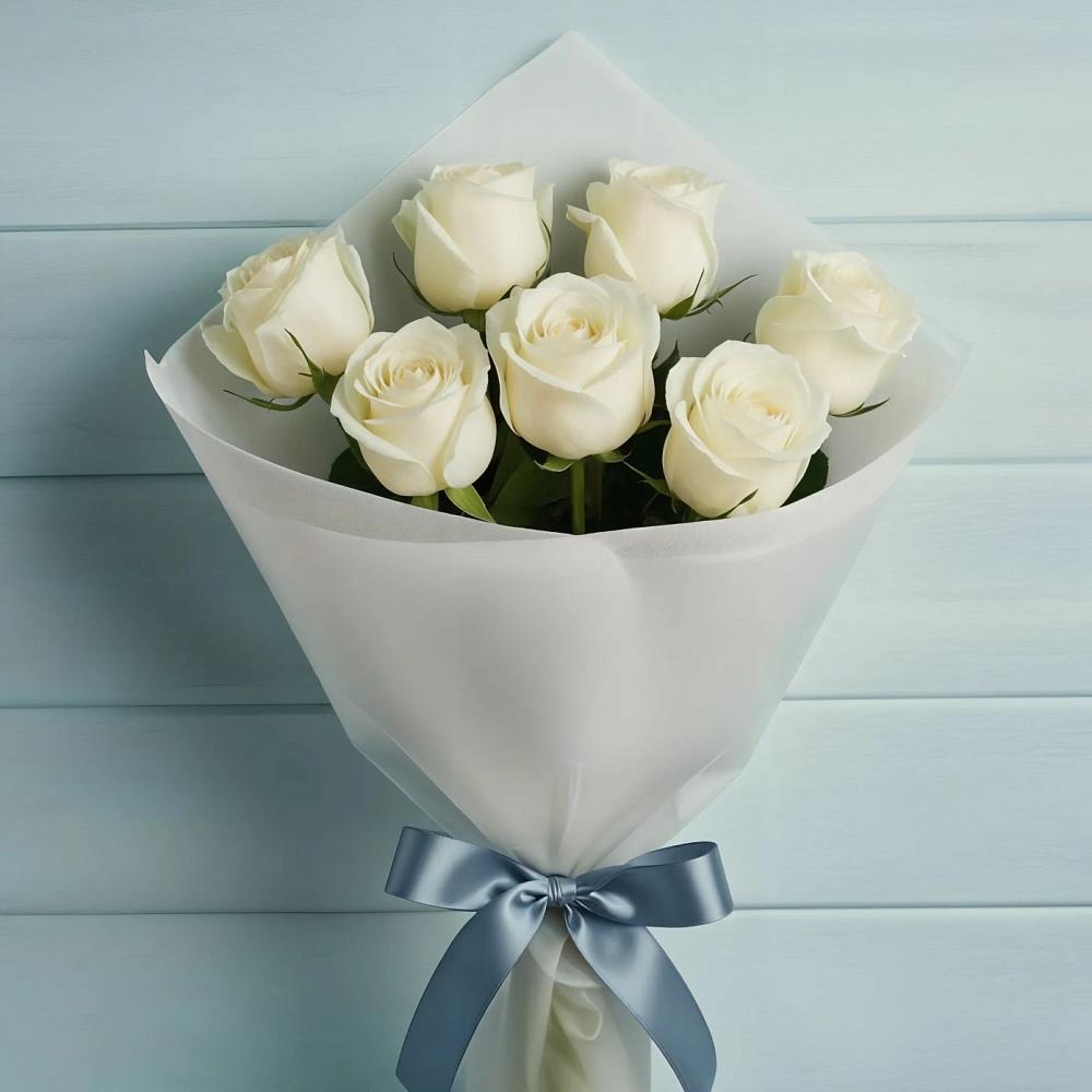 Букет 7 Белых роз Эдлесс Лав в Максатихе