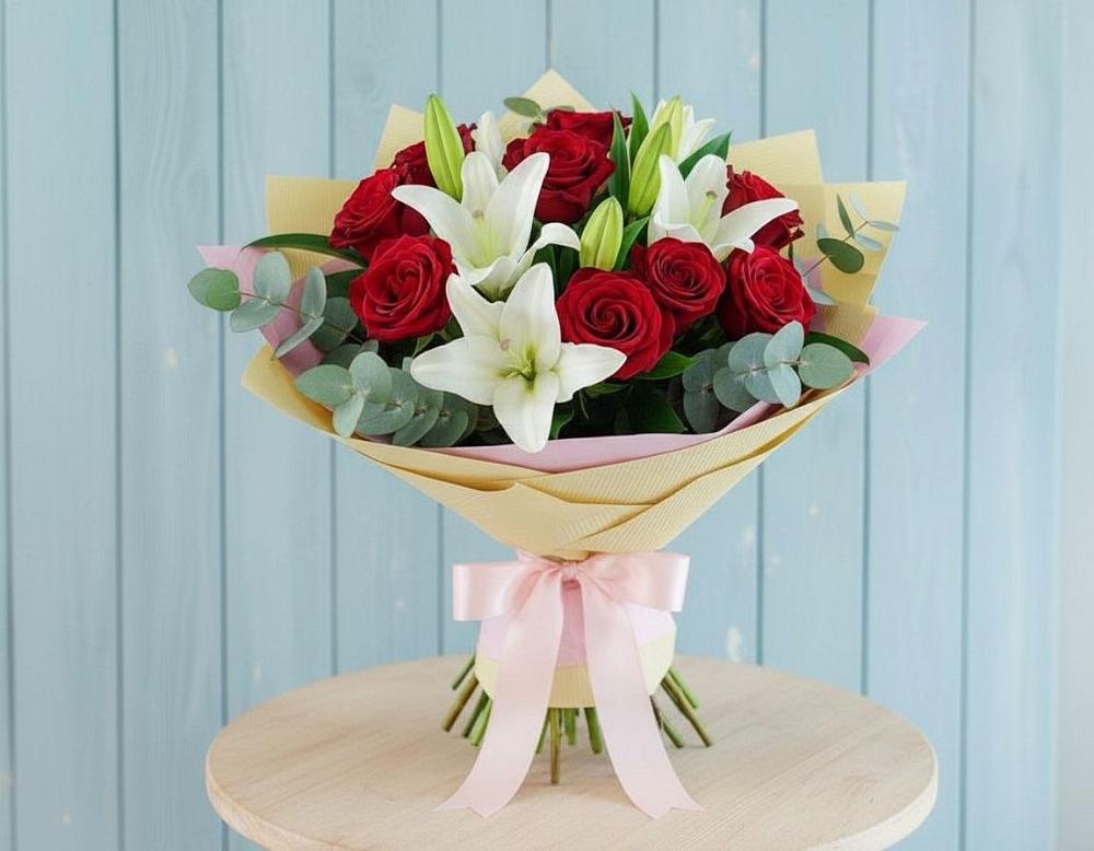 Букет цветов из: Лилии и Розы в Максатихе